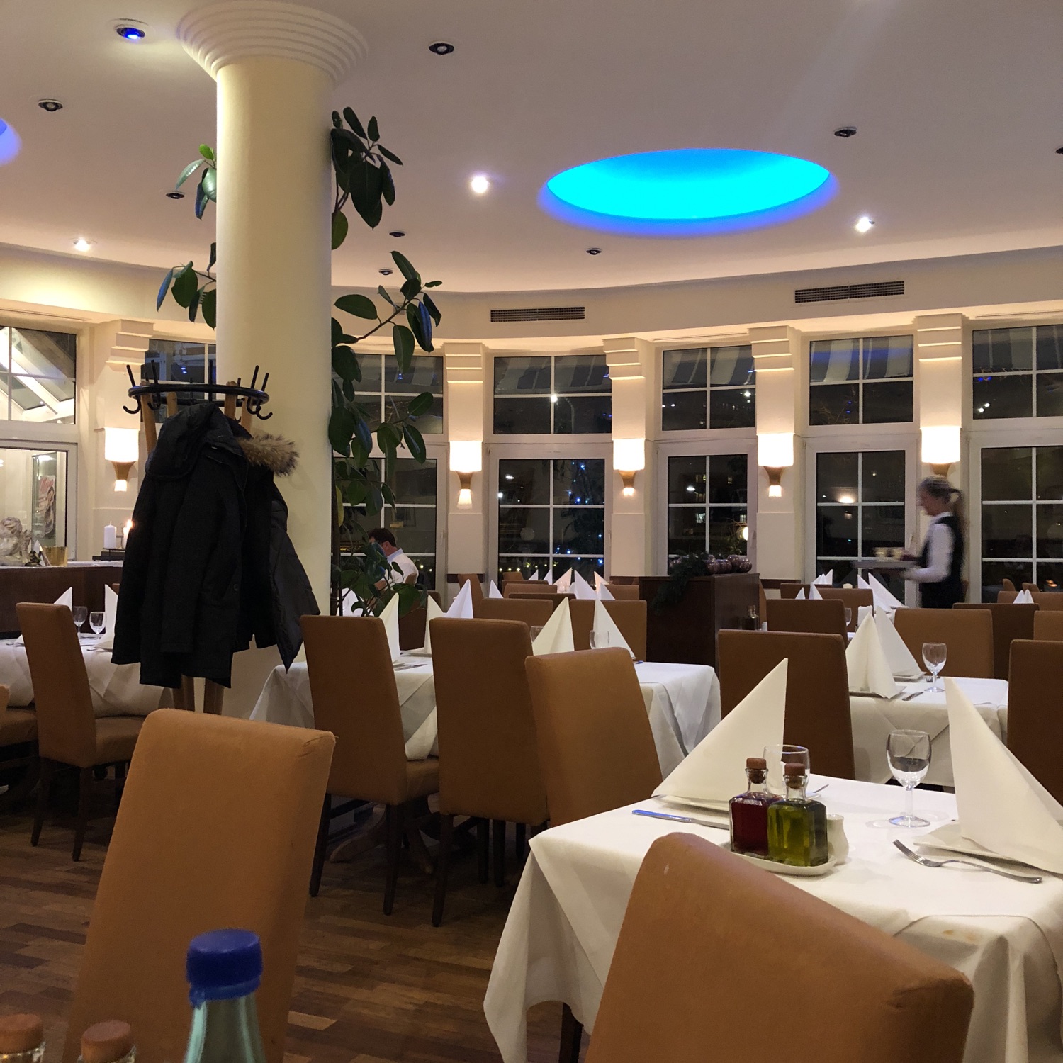 Parthenon Greek Restaurant